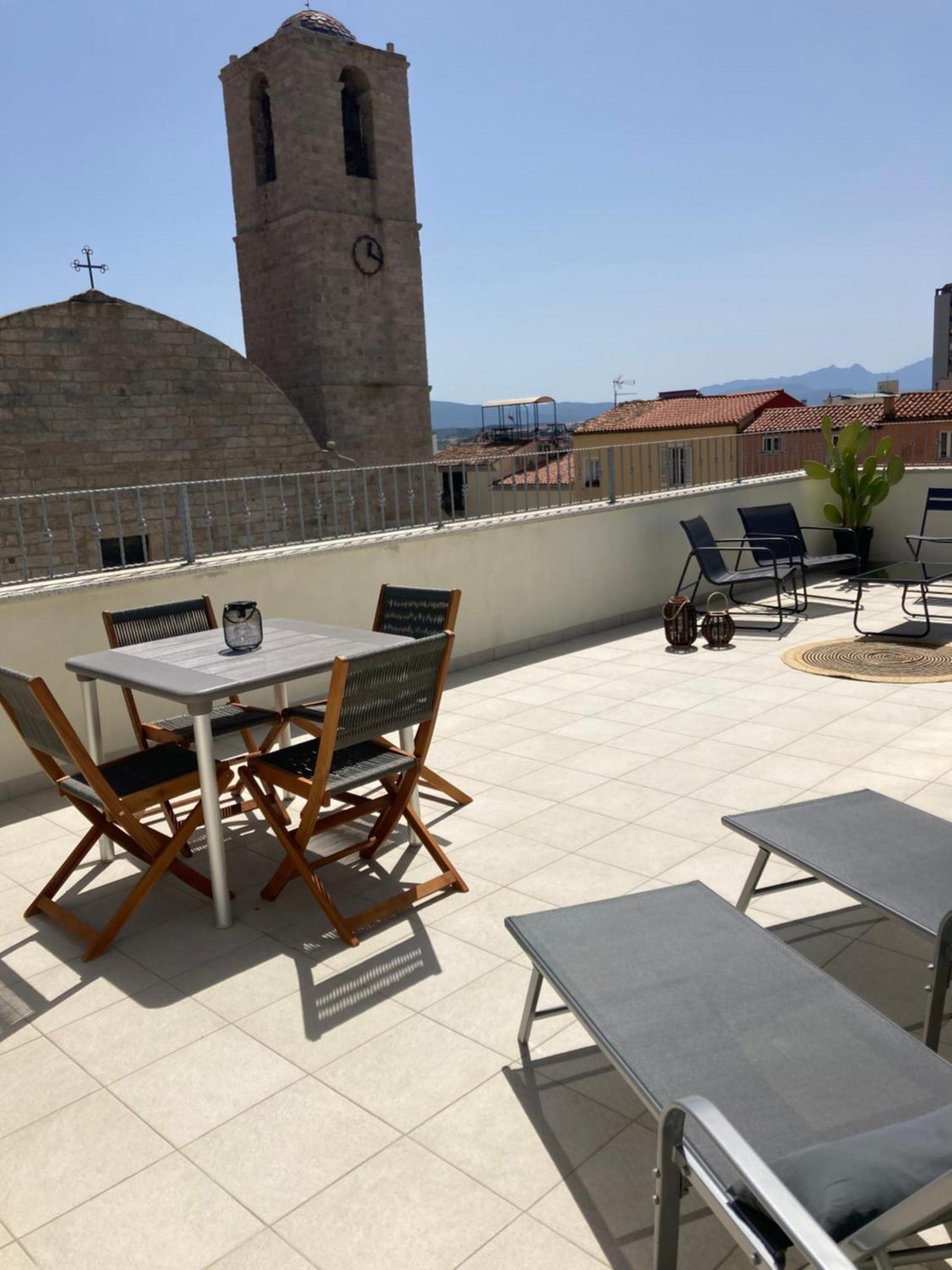 אולביה La Via Rooms And Terrace מראה חיצוני תמונה